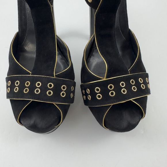 Fendi black suade with gold trim Grommet peep toe platform heels - Picture 6 of 10